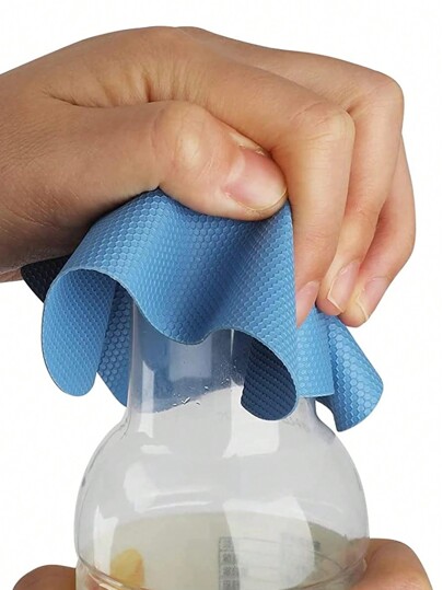 1pc Square Rubber Non-Slip Can Opener Kitchen Tool