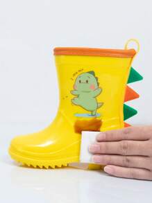 GentleChild 儿童防水雨靴，儿童可爱恐龙 3D 图案雨鞋，防滑耐用，柔软舒适，一体成型，防漏，易于清洁，适合男孩和女孩、花园和户外所有季节 - 黃色 - 查看 5