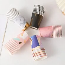 10个圣诞烫印一次性纸杯加厚一次性涂层杯干净卫生硬度强耐寒性高不易变形健康无味适合泡茶酸奶咖啡冰淇淋促销 - 彩色 - 查看 2