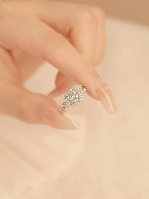 1 pieza Anillo de compromiso de plata de ley 925 con diamante cuadrado simulado de Moissanite y circonita, elegante y de lujo, adecuado para que las mujeres lo usen en bodas