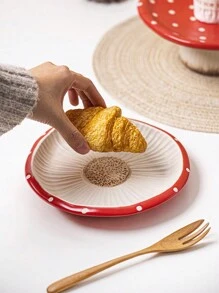 1 pièce Set à thé en céramique créatif haut de gamme en forme de champignon rouge, comprenant une théière, une verseuse, une assiette à dessert, une tasse et une soucoupe. Accessoires de maison de luxe.