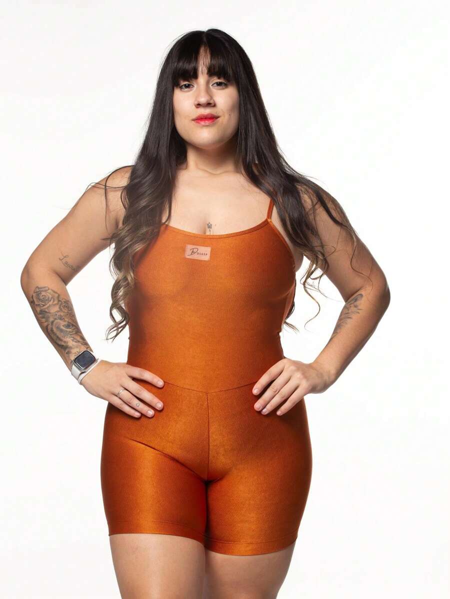 Macaquinho Fitness Macacão Academia Canelado Shine 3D - Bronze - Visão 1