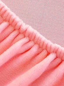1 pieza Sábana ajustada de unicolor de terciopelo de leche súper suave - Protector de colchón infantil cómodo y cálido, adecuado para ropa de cama infantil de otoño e invierno, amor del Día de San Valentín