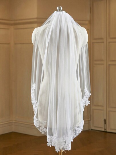 1pc Short Lace Bridal Veil With Metal Hair Comb Wedding Veil For Bride