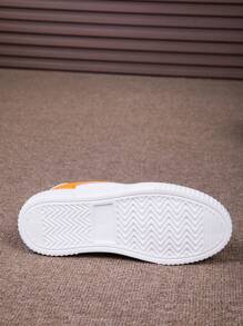 Sneaker casual da donna per tutte le stagioni, sneaker leggere antiscivolo rosso, giallo e verde, sneaker con platform, scarpe da donna a punta tonda con lacci