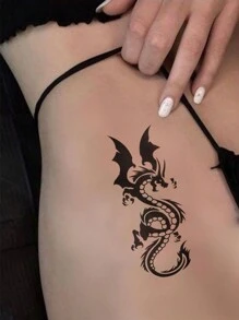 1张小号人体彩绘临时纹身贴纸，男女通用，黑色Y2K图腾风格龙纹图案，防水，可持续2-5天，可遮盖疤痕，可用于手臂、手腕、肩膀、腿部、腰部、颈部、手部、胸部、大腿、手指、脚踝等部位，适合派对、送礼、度假、身体装饰等场合。 - 黑色 - 查看 2