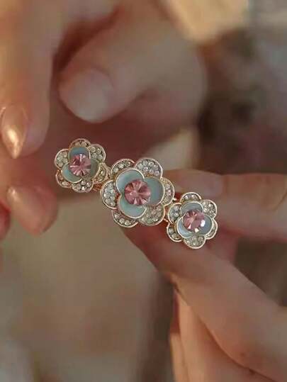 1pc New Style French Flower With Rhinestone & Oil Drop Mini Hair Clip For Side Bangs And Fine Hair Diy Accessories Boho Valentine's Day Valentines Claw Clips Hair Claws Hair Barrettes, School Stuff, Vacation Outfits Woman, Looks Of Party, Hair Accessories, Head Accessories, Hairpin,Summer,Holiday,Travel