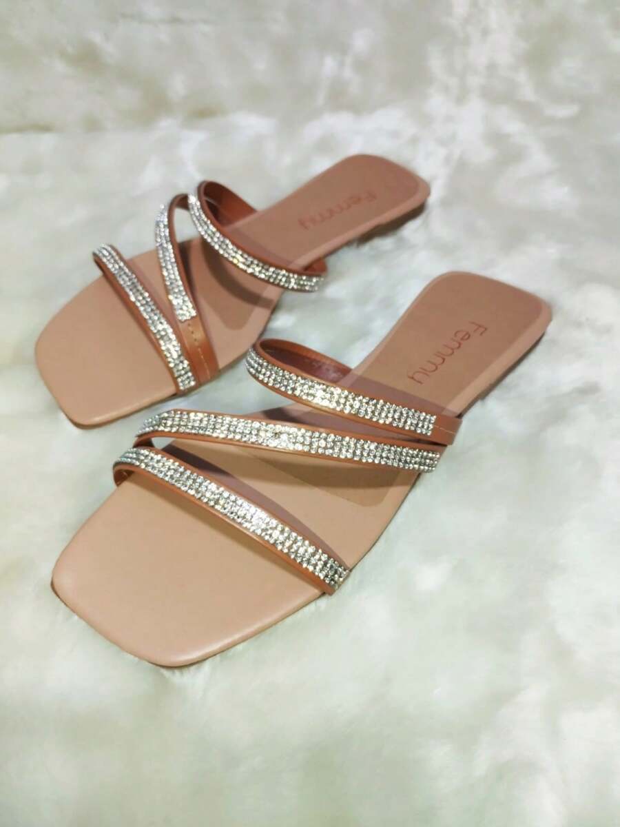 Women's Flat Sandals With Rhinestones, Comfortable And Shiny Flat Sandals - Femmy 060 - Lạc đà - Xem 1