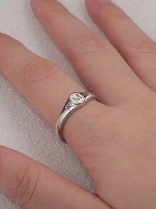 1pc Customized Fashion Ring With Engraved English Letter And 2pcs Birthstone, Simple Design Unique Combination Accessories,Gift For Father's Day,Mother's Day,Valentine's Day,Birthday,Anniversary,Friends,Graduation,Christmas