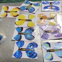 10 件上链蝴蝶、橡皮筋驱动的飞天仙子玩具、惊喜礼物、派对礼物（所有颜色随机，包括无图像的款式） - 彩色 - 查看 9