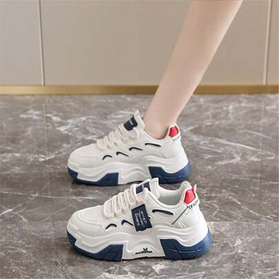 أحذية رياضية قابلة للتنفس من الشبكة للنساء أحذية المشي الرياضية المريحة ذات منصة عادية