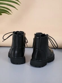 1 Pair Black Classic Lace-Up Boots For Girls, Round Toe Thick Sole Anti-Slip Design, Comfortable & Fashionable, Suitable For 4-12 Years Old Girls, Outdoor Daily & Party Wear New Autumn Winter Collection