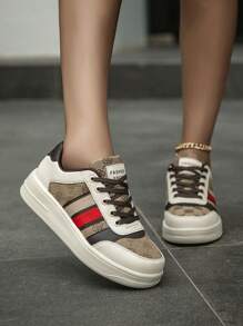 Women Vintage Versatile Random Graphic Letter & Stripe Canvas Sneakers, Fashionable Contrast Color Front Lacing Up Platform Casual Sports Shoes - Rice Brown - View 9