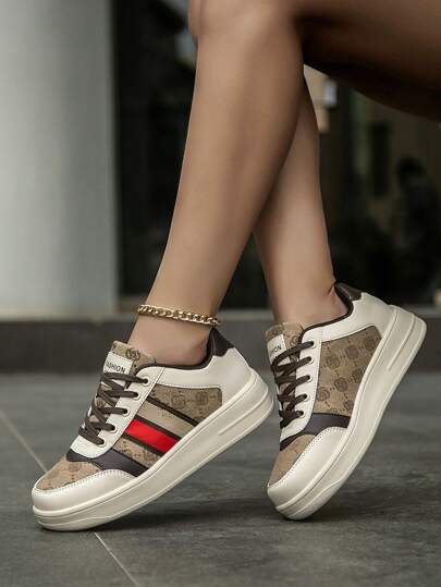 女士复古百搭随机图形字母和条纹帆布运动鞋，时尚撞色前系带厚底休闲运动鞋
