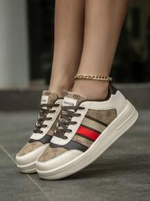 Women Vintage Versatile Random Graphic Letter & Stripe Canvas Sneakers, Fashionable Contrast Color Front Lacing Up Platform Casual Sports Shoes - Rice Brown - View 4