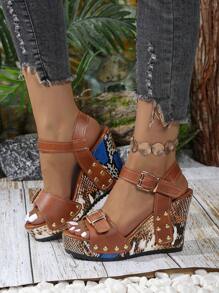 Giày Sandal Đế Dày Đế Xuồng Cho Nữ, Thời Trang Châu Âu Và Mỹ Mùa Hè Mới Giày Sandal La Mã Mũi Hở Có Khóa Đinh Tán, Đế Dày Hai Màu - màu nâu - Xem 4