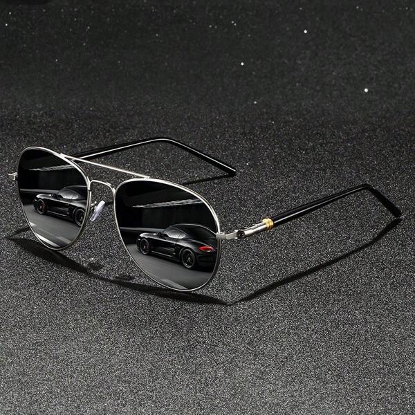 Klasyczne okulary Aviator Pilot Metalowa rama Vintage Unisex Moda Okulary Mężczyźni Kobiety Luksusowa marka Projektant Modne okulary Moda Tropikalna plaża Wakacje Lato Pastele Prostokątne okulary Błyszczący materiał Elegancki Estetyczny Wakacje Stroje Okulary Dla Mężczyzn Jazda Wędkarstwo Podróże Zakupy Sporty na świeżym powietrzu Turystyka Kemping Wspinaczka górska Wypoczynek Gogle Retro Podróże Kierowcy Modne okulary Męskie Damskie okulary Na Letnie Wakacje na plaży, Outdoor, Podróże