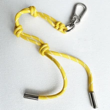 1 pieza Accesorio de llavero con charm de bolsa, accesorio decorativo hecho a mano de estilo minimalista, con cuerda hecha a mano, estilo deportivo, estilo de dinero antiguo, accesorios de llavero para hombres y mujeres