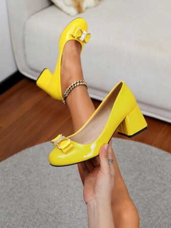 Soft & Simple Bow Accent Flats For Women, Large Size 36-45, Comfortable & Lightweight