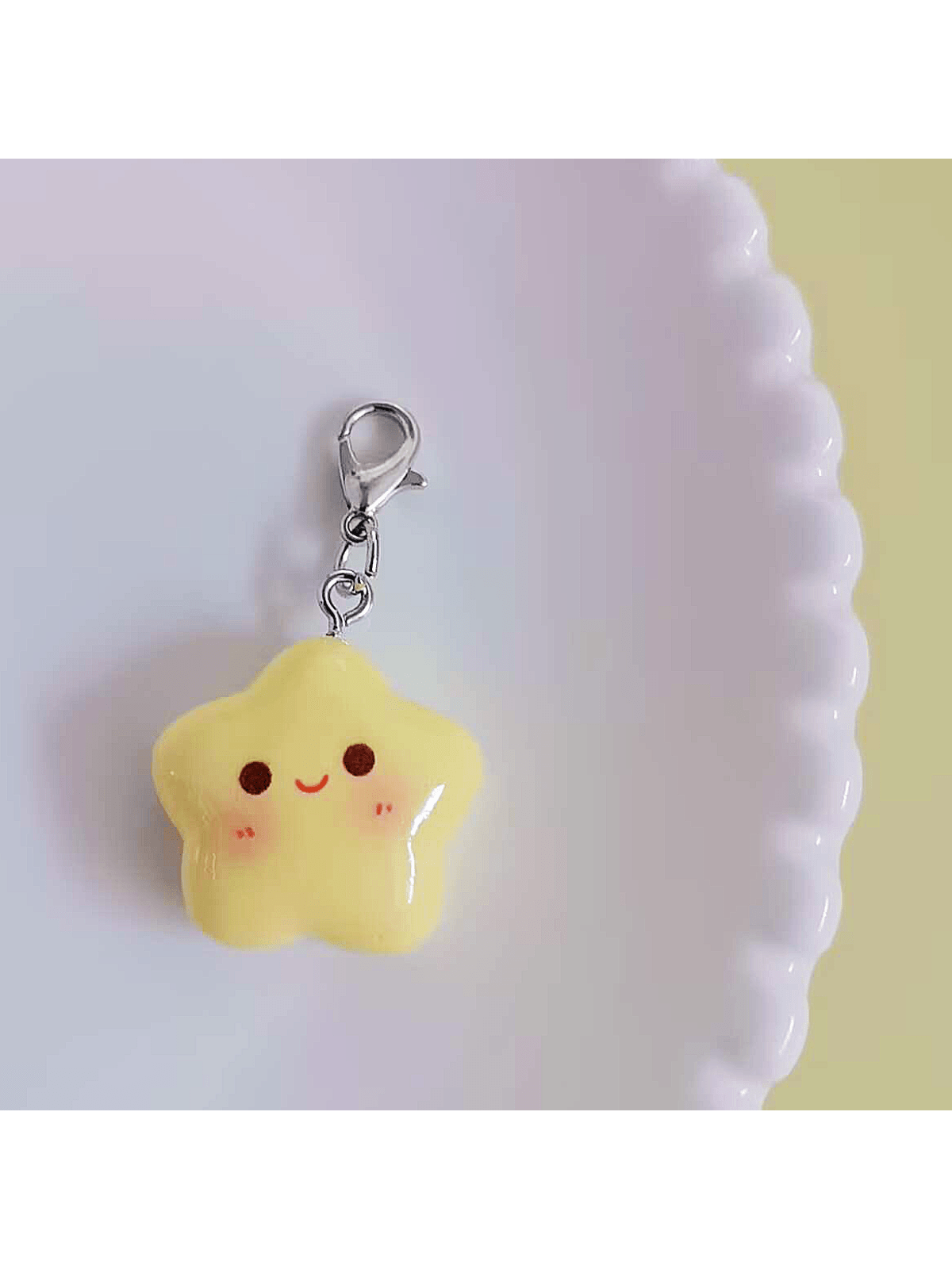 1 pezzo Charm a forma di stella primaverile in resina con chiusura a molla per zip, ciondolo portachiavi, accessorio carino per borsa, piccoli regali a forma di stella