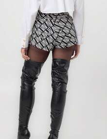 Shorts jacquard cavado graphic black labrava