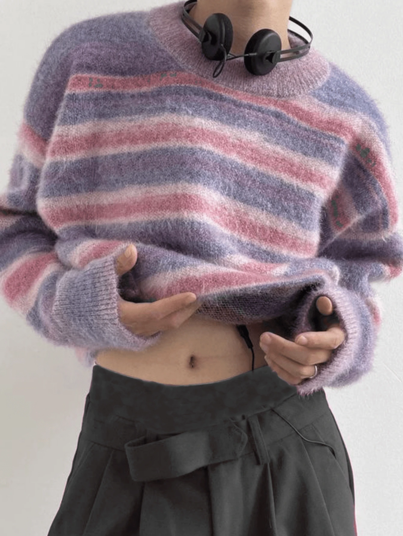 BAI YUE Nuevas llegadas de otoño/invierno Estilo callejero Suéter de cuello redondo oversize con degradado para hombres