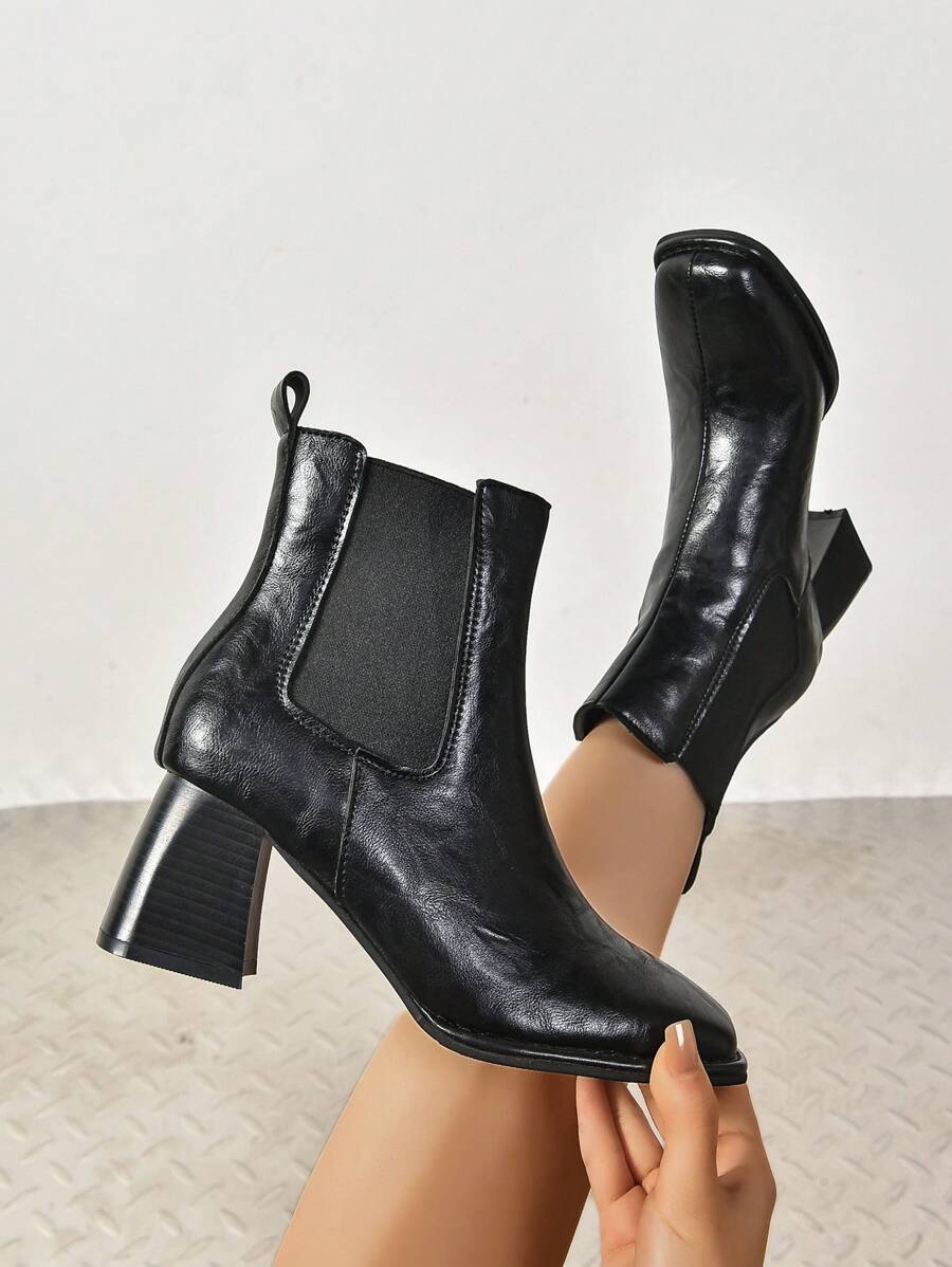 女士复古方头切尔西踝靴，粗跟套脚靴，2024 年秋冬流行短靴