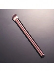 1 Oval Concealer Brush No. 19, Soft Polyester Bristles, Non-Allergenic, Seamless Coverage, Suitable For All Skin Types, With Wooden Handle