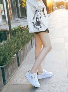 Men Women Solid Color Comfortable Non-Slip Casual Shoes Couple Sneakers New ArrivalsWomen Teen Girls Thick Sole Casual Skate Shoes Comfortable Lightweight Street Style/Women's Stylish Comfortable Fashion Casual Flat Shoes In White Color, Versatile Style - 銀色 - 查看 3