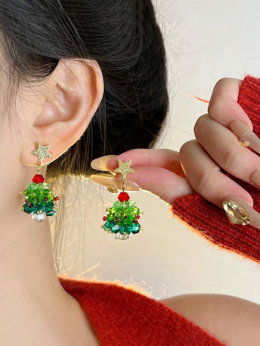 1 Pasang Anting Gantung Pohon Natal Kristal & Anyaman, Dekorasi Pesta Liburan yang Berkilau - Hijau - View 1