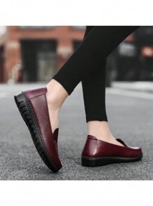 Damen bequeme Frühling/Herbst PU-Leder Ballerinas mit bestickter Verzierung, wasserdicht, atmungsaktive weiche Sohle Loafer für den Valentinstag