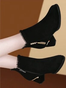 2025 秋冬新款圆头水钻低跟粗跟仿麂皮女式踝靴 - 黑色 - 查看 7