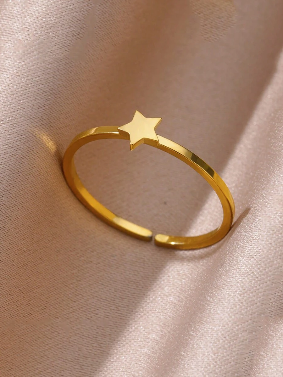 Anillo con decoración de estrella - Amarillo Oro - Ver 1