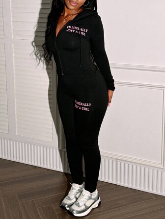 LovelyWholesale Damset med bokstavstryck, dragkedja och huvtröja och leggings, lämpligt för vår och höst