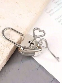 1set Heart Shape Padlock And Key Set Padlock With Key,Heart Lock Zinc Alloy Suitcase Luggage Bag Anti-Theft Lock,Mini Luggage Hardware Lock, For Suitcase Jewelry Box,Wedding Locks And Keys Working Keys And Locks Decorations,Gym Lockers(Five Olors To Choose From)