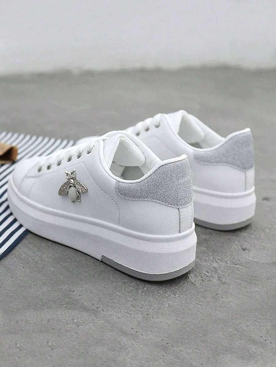 Men Women Solid Color Comfortable Non-Slip Casual Shoes Couple Sneakers New ArrivalsWomen Teen Girls Thick Sole Casual Skate Shoes Comfortable Lightweight Street Style/Women's Stylish Comfortable Fashion Casual Flat Shoes In White Color, Versatile Style - 銀色 - 查看 1