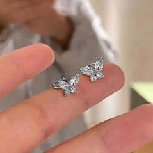 2 件水晶和水钻蝴蝶夹式耳环，适合女性日常或节日佩戴 - 槍黑色 - 查看 6