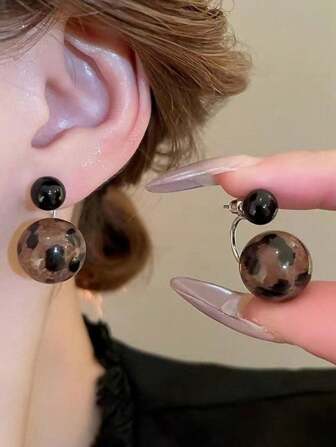 1 Pair Retro Faux Sphere Stud Earrings, Luxury High-End Design Elegant Earrings