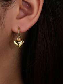 1 Pair Elegant Minimalist Gold Heart Shaped 3D Solid Fashion Earrings For Women - Yellow Gold - View 2