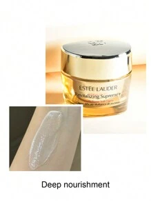 Estée Lauder Crème hydratante Estée Lauder Revitalizing + Youth Vitality 75 ml/2,53 oz - Raffermit, resserre et illumine la peau, réduit l'apparence des rides, hydrate la peau et renforce la barrière cutanée.