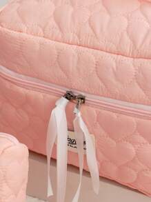 1 pieza/set Bolsa de maquillaje con acolchado en forma de nube con corazón rosa, bolsa de maquillaje de estilo casual y elegante, portátil y multifuncional, de gran capacidad y espacio de almacenamiento para bolso, lápices labiales, toallas sanitarias, almohadillas, monedas, llaves, audífonos con cable, cargadores, adaptadores, auriculares y otros accesorios, organizador de artículos de tocador, bolsa de almacenamiento de viaje, para mujeres, dulces, enfermeras, estudiantes, regalos.