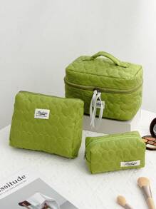 1 pieza/set Bolsa de maquillaje con acolchado en forma de nube con corazón rosa, bolsa de maquillaje de estilo casual y elegante, portátil y multifuncional, de gran capacidad y espacio de almacenamiento para bolso, lápices labiales, toallas sanitarias, almohadillas, monedas, llaves, audífonos con cable, cargadores, adaptadores, auriculares y otros accesorios, organizador de artículos de tocador, bolsa de almacenamiento de viaje, para mujeres, dulces, enfermeras, estudiantes, regalos.