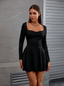 Vestido de Manga Longa Longo de Damas Elegante Ajustado, Colarinho Quadrado com Babados de Duas Camadas e Pregas, da Moda Europeia e Americana e Quente Transfronteiriça 2024 Novo