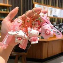 Sanrio Porte-clés figurine Kawaii Anime Fleurs de cerisier Sakura mignon pour fille. Accessoire pour Noël, voiture, sac à dos d'école, cadeau
