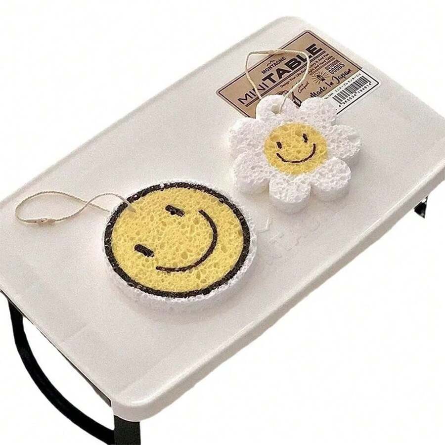 Daisy Compressed Wood Pulp Sponge Scrubber, Expands When Wet, Absorbent