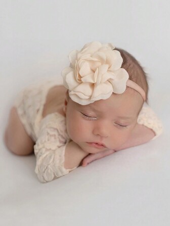 2 件套新生儿蕾丝连体衣和头带套装，白色/淡粉色，摄影道具