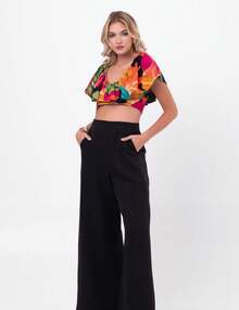Cropped Blouse Ivy Pequiá - màu xanh lá - Xem 3