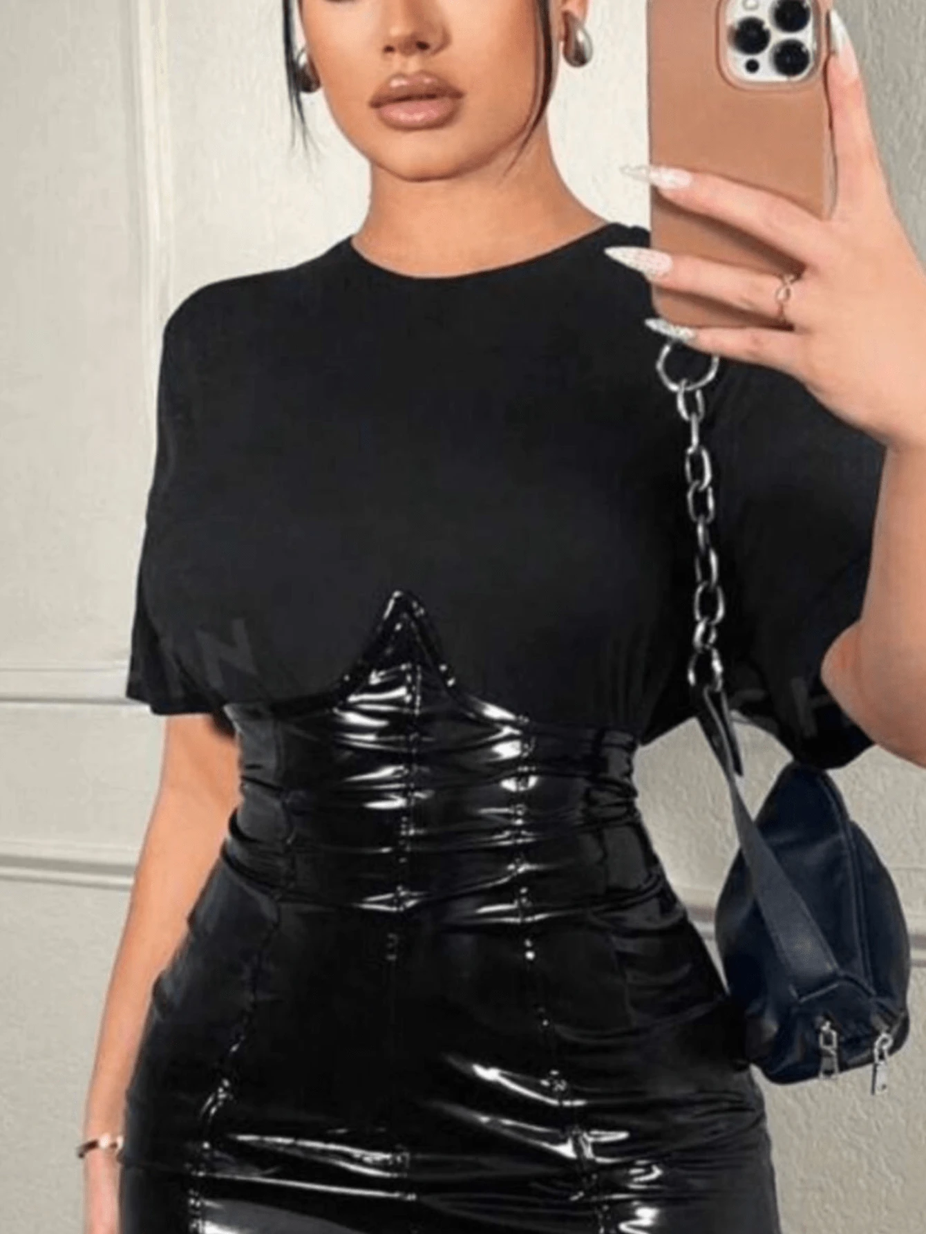 RihanA Vinyl Skirt - màu đen - Xem 1