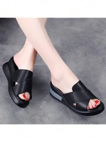 Novo Chinelo Casual Feminino de Verão, Sola Grossa, Elegante, Leve, Antiderrapante e Durável