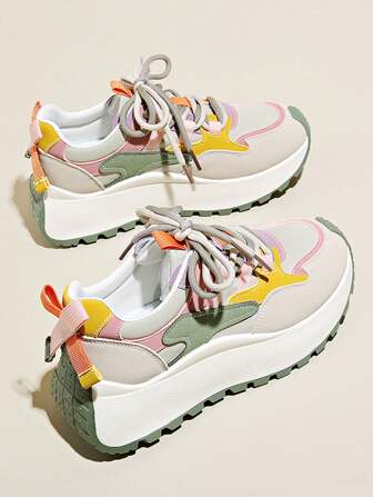 2024 年秋季新款女士厚底运动鞋，透气厚底系带拼色休闲鞋